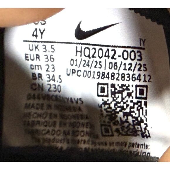 Nike Kid's Phantom 6 Academy High FG/MG Cleats Soccer Size 4Y HQ2042-003 - Picture 6 of 7